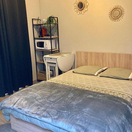 Appartement Calme Et Bien Situe Tarbes Esterno foto