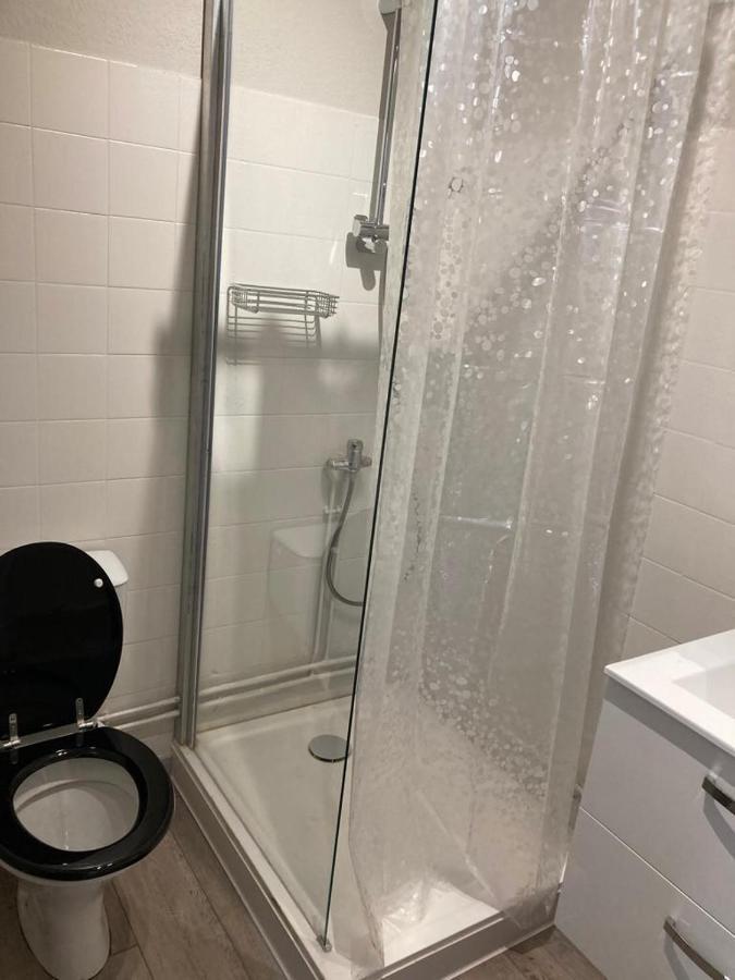 Appartement Calme Et Bien Situe Tarbes Esterno foto