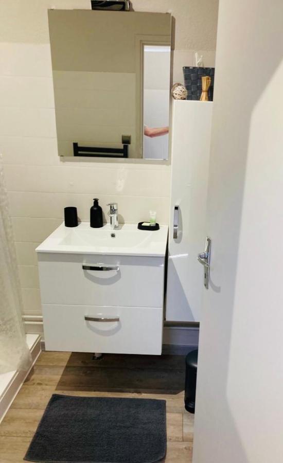 Appartement Calme Et Bien Situe Tarbes Esterno foto